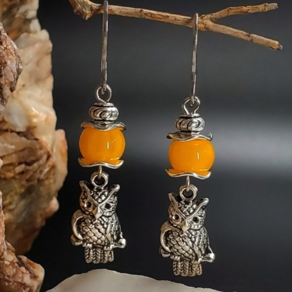 BALTIC ESTONIAN Vintage Earrings SILVER OWL BAKELITE Beads